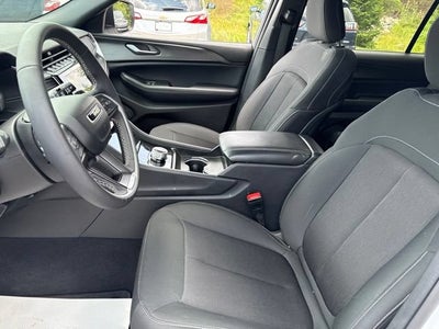 2024 Jeep Grand Cherokee L Laredo 4x4