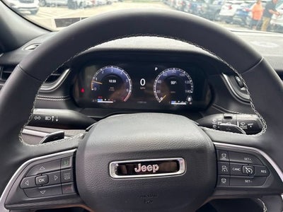 2024 Jeep Grand Cherokee L Laredo 4x4