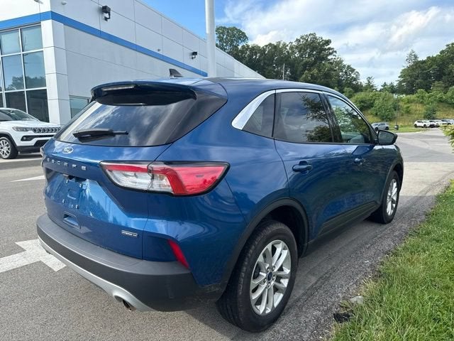 2022 Ford Escape SE Hybrid
