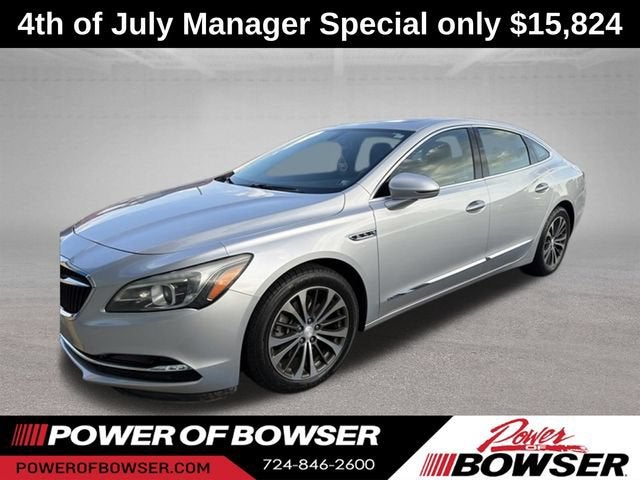 2017 Buick LaCrosse Essence's photo