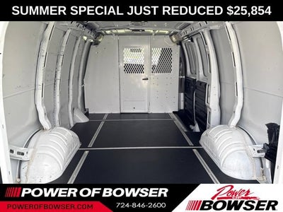 2022 Chevrolet Express Cargo 2500 WT