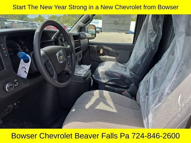 2025 Chevrolet Express Cargo 2500 WT