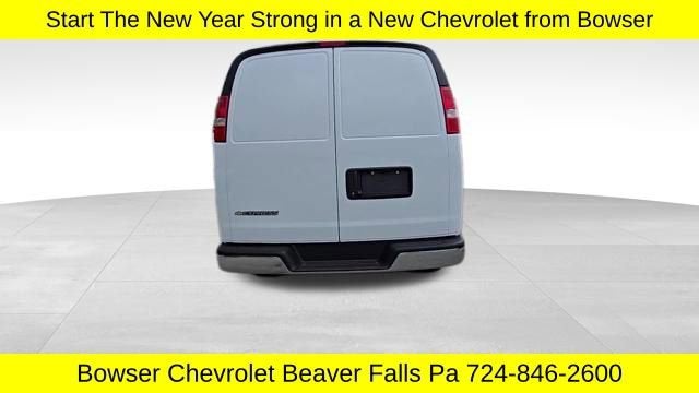 2025 Chevrolet Express Cargo 2500 WT