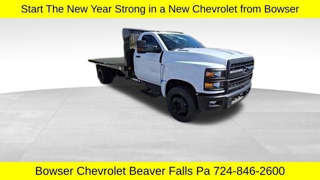 2024 Chevrolet Silverado 5500 HD Work Truck