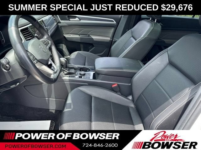 2023 Volkswagen Atlas Cross Sport 2.0T SEL R-Line Black