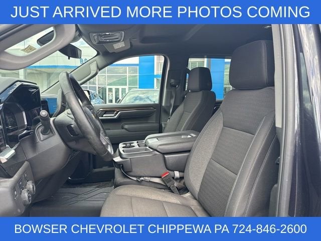 2024 Chevrolet Silverado 1500 LT (2FL)