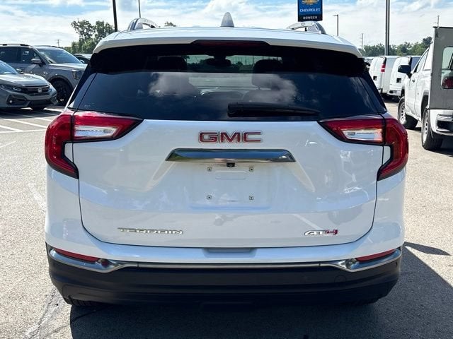 2023 GMC Terrain AT4
