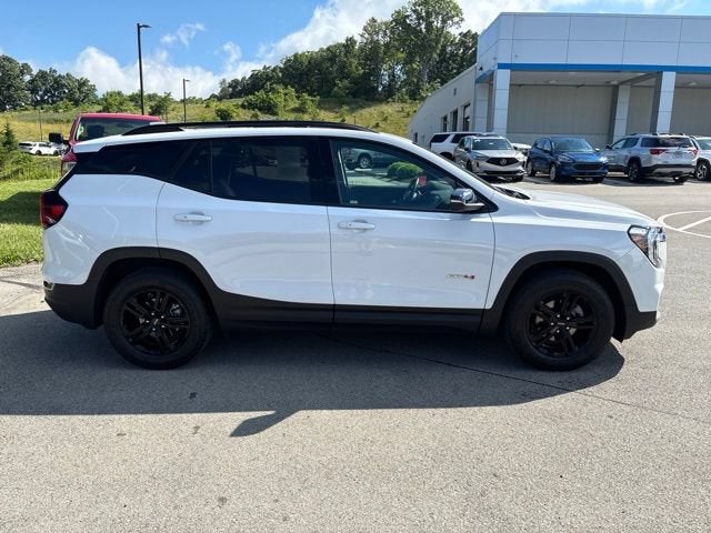 2023 GMC Terrain AT4