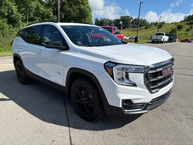 2023 GMC Terrain AT4