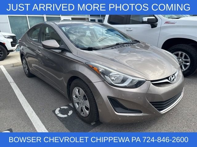2016 Hyundai Elantra SE