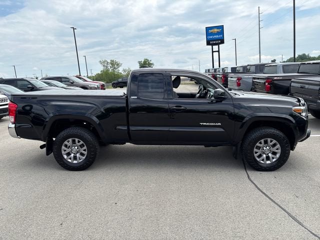 2017 Toyota Tacoma SR5