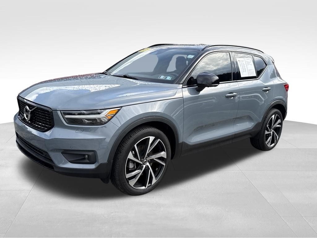 2021 Volvo XC40 R-Design
