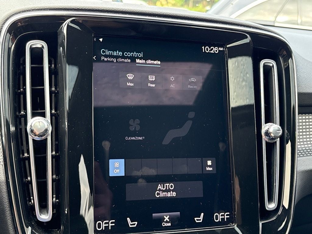 2021 Volvo XC40 R-Design